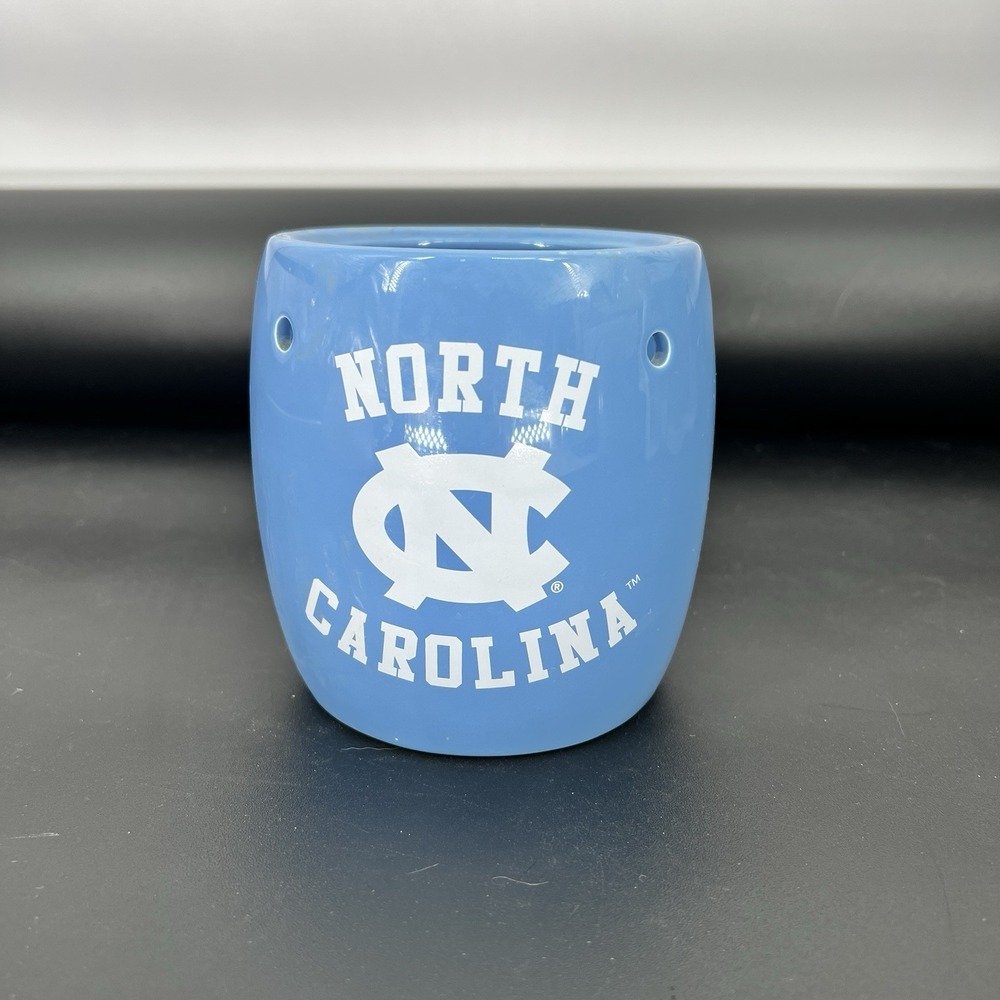 Scentsy‎ UNC Tar Heels North Carolina Chapel Hill Full Size Warmer w/ Bulb